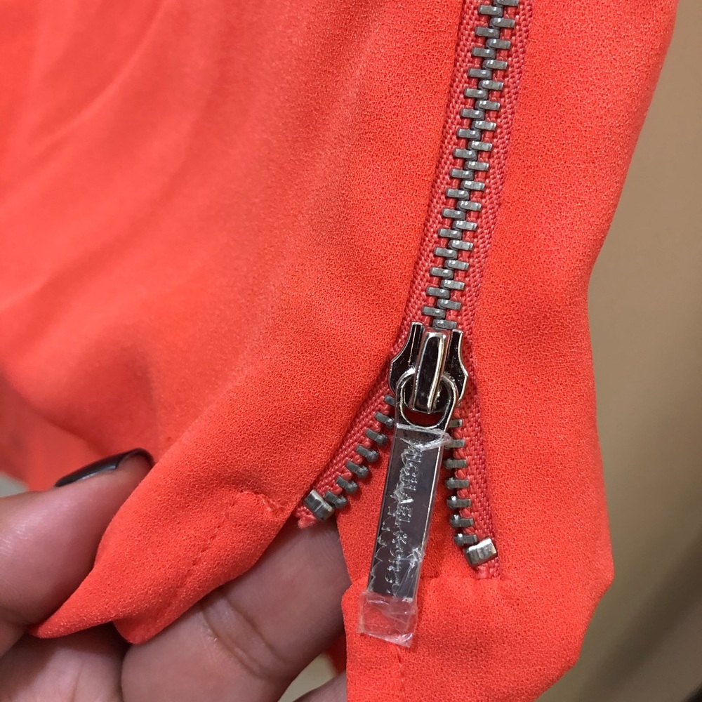 𝗠𝗜𝗖𝗛𝗔𝗘𝗟 𝗞𝗢𝗥𝗦 𝗧𝗢𝗣(𝗛𝗢𝗧 𝗖𝗢𝗥𝗔𝗟) - Picture 2 of 3